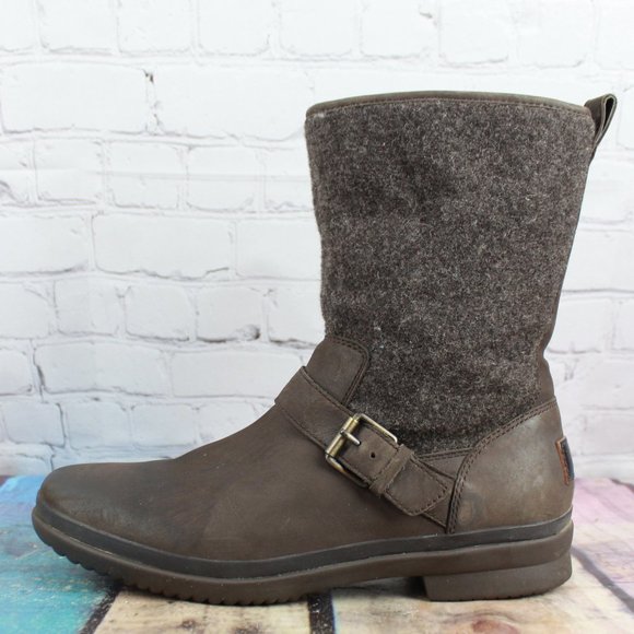 UGG Shoes - UGG Robbie Waterproof Side Zip Buckle Boots Sz 9.5